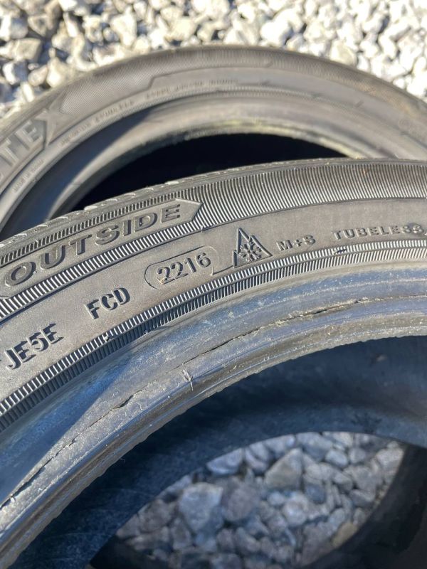 Шини пара Zeetex 205/50 r17 зима Гума