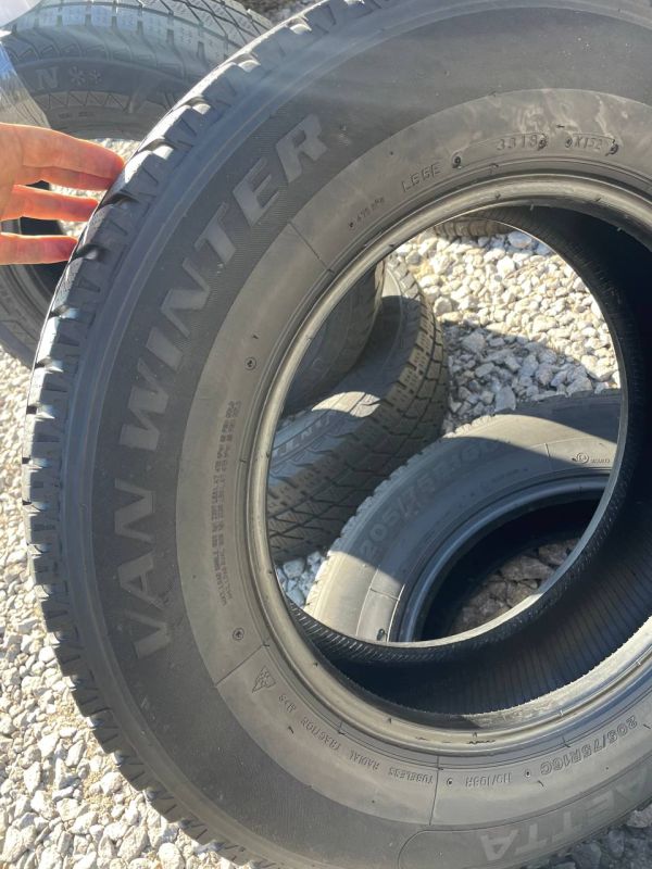 Шини пара saetta 205/75 r16c зима Гума