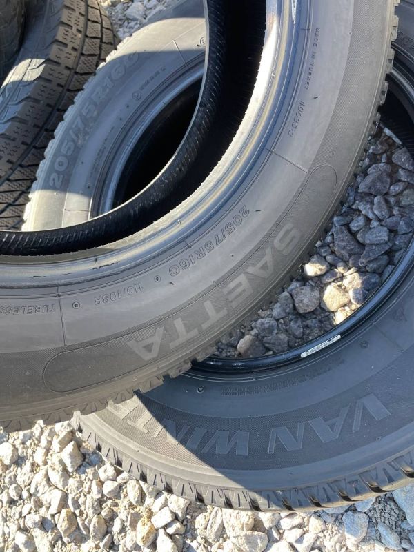 Шини пара saetta 205/75 r16c зима Гума