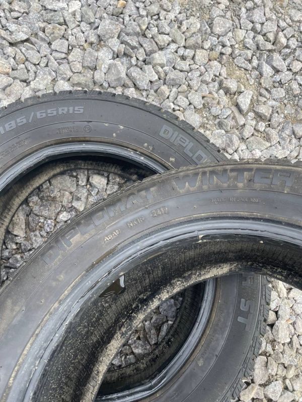 Шини пара Debica 185/65 r15 зима Гума