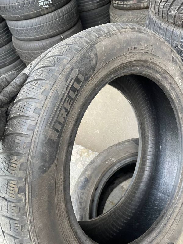 Шини пара Pirelli 235/55 r18 зима Гума