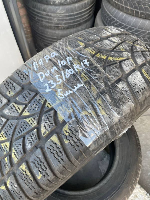 Шини пара Dunlop 235/60 r17 зима Гума
