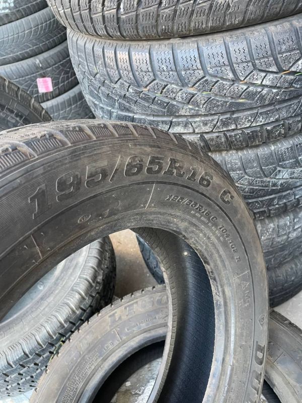 Шини пара Dunlop 195/65 r16c зима Гума