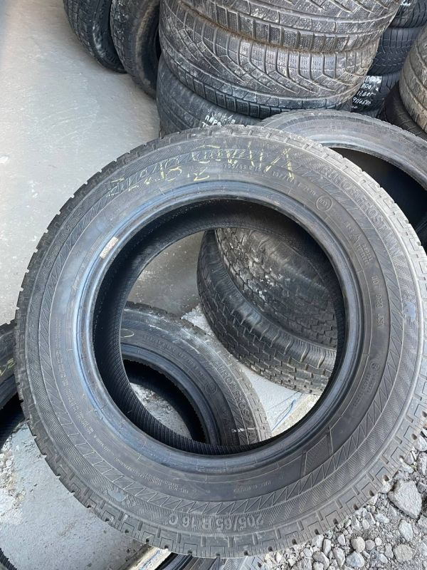 Шини пара 205/65 r16c зима Гума