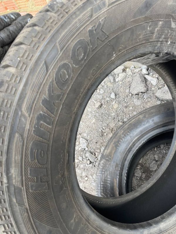 Шина Одіночка Hankook 215/70 r15c