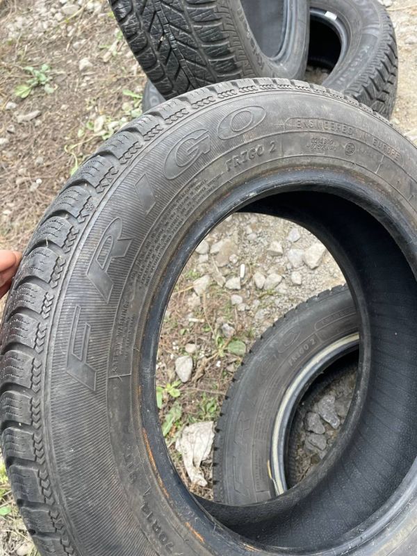 Шини пара Debica 165/70 r14 зима Гума