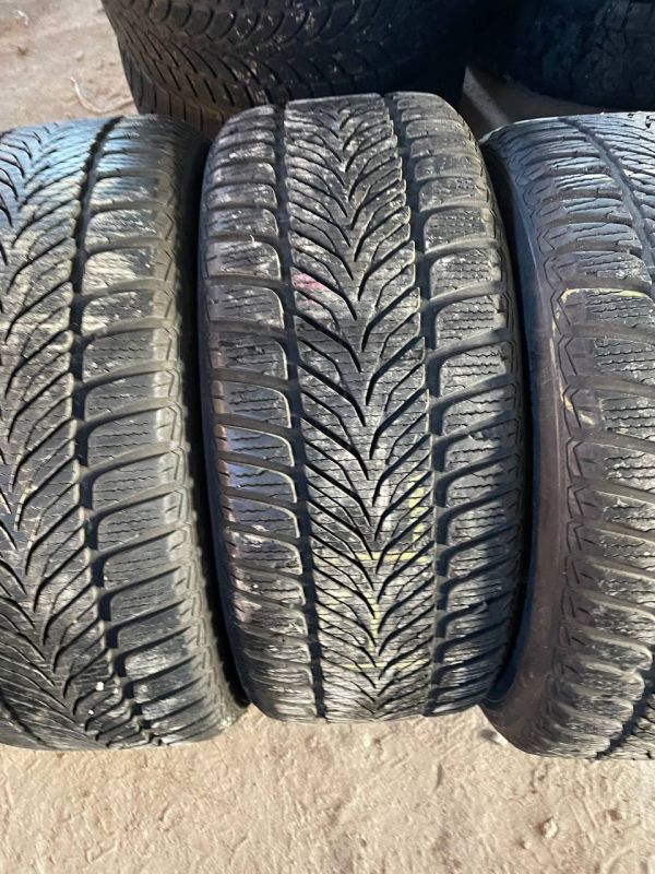 Шини комплект Sava 225/45 r17 зима Гума
