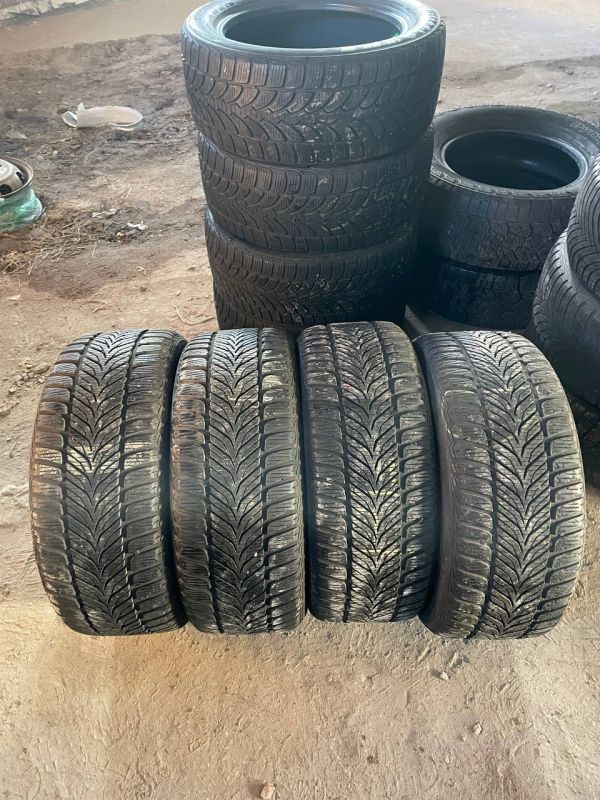 Шини комплект Sava 225/45 r17 зима Гума