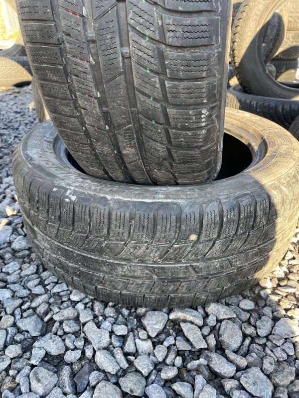 Шини пара Toyo 235/50 r17 зима Гума