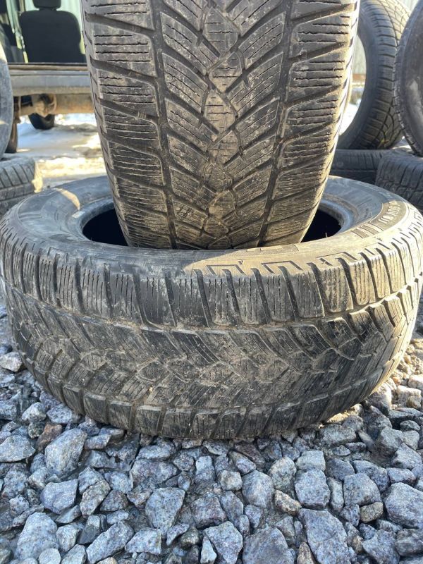 Шини пара Fulda 235/55 r17 зима Гума