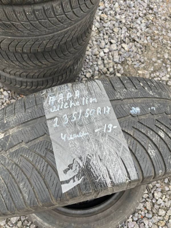 Шини пара Michelin 235/50 r17 зима Гума