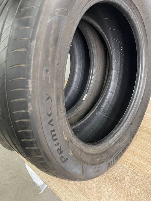 Шини пара Michelin 235/55 r17 літо Гума