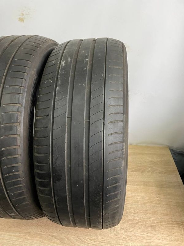 Шини пара Michelin 235/55 r17 літо Гума