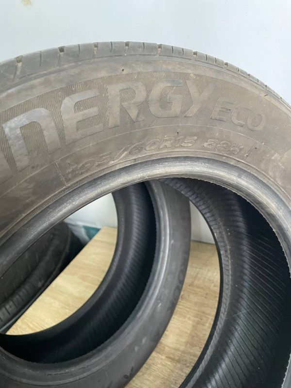 Шини пара Hankook 195/60 r15 літо Гума