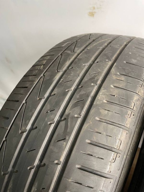 Шини пара Hankook 215/65 r17 літо Гума