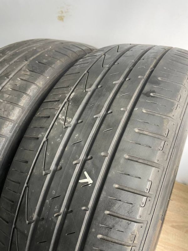 Шини пара Hankook 215/65 r17 літо Гума
