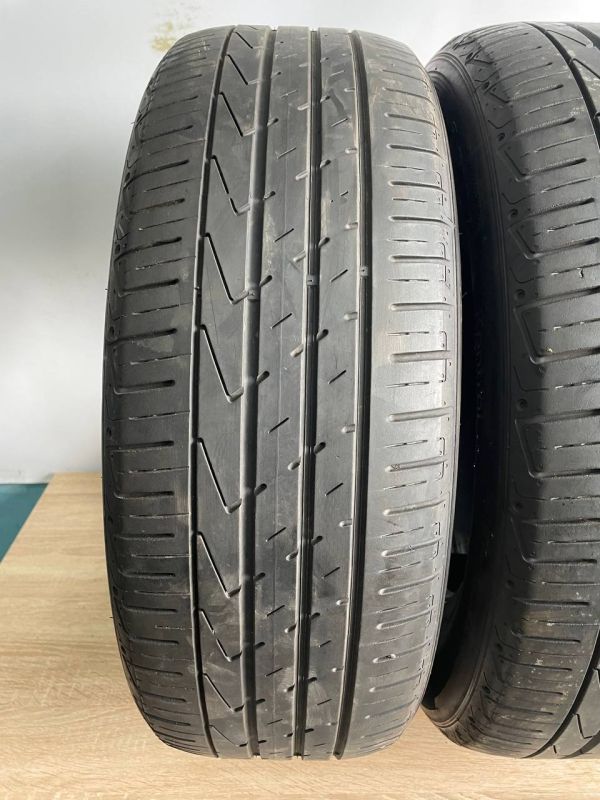 Шини пара Hankook 215/65 r17 літо Гума