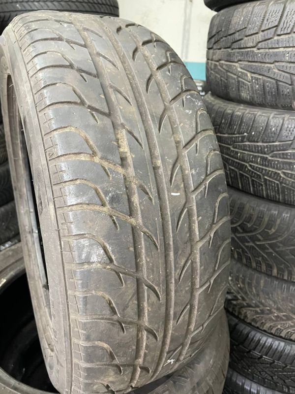Шина одіночка/пара 205/55 r16 lito