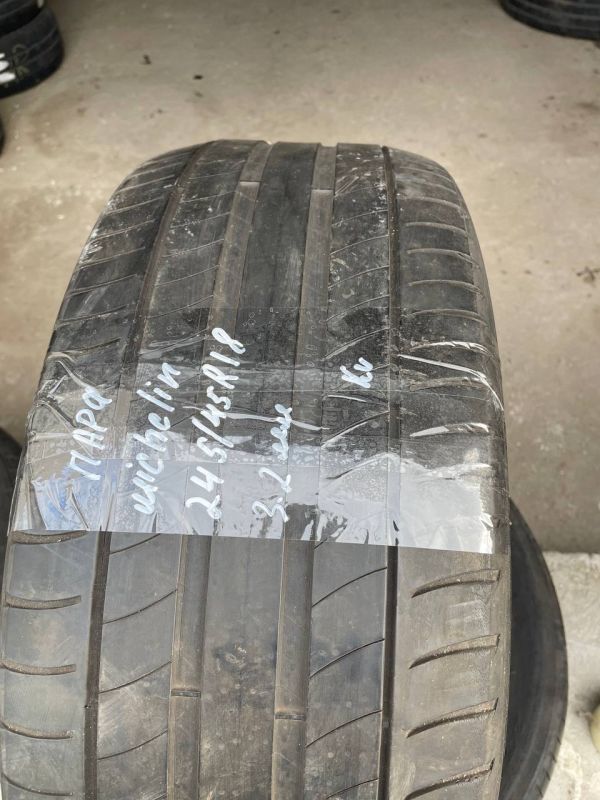 Шини пара Michelin 245/45 r18 літо Гума