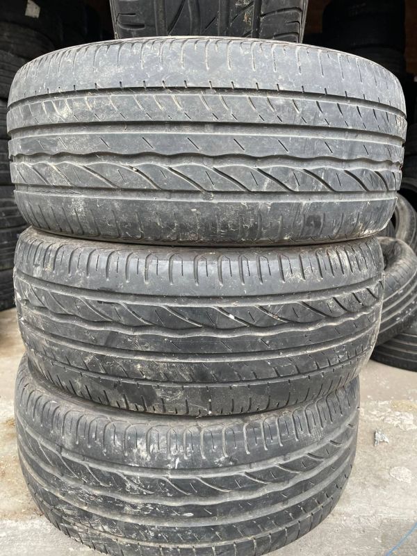 Шини комплект Bridgestone 215/45 r16 літо Гума