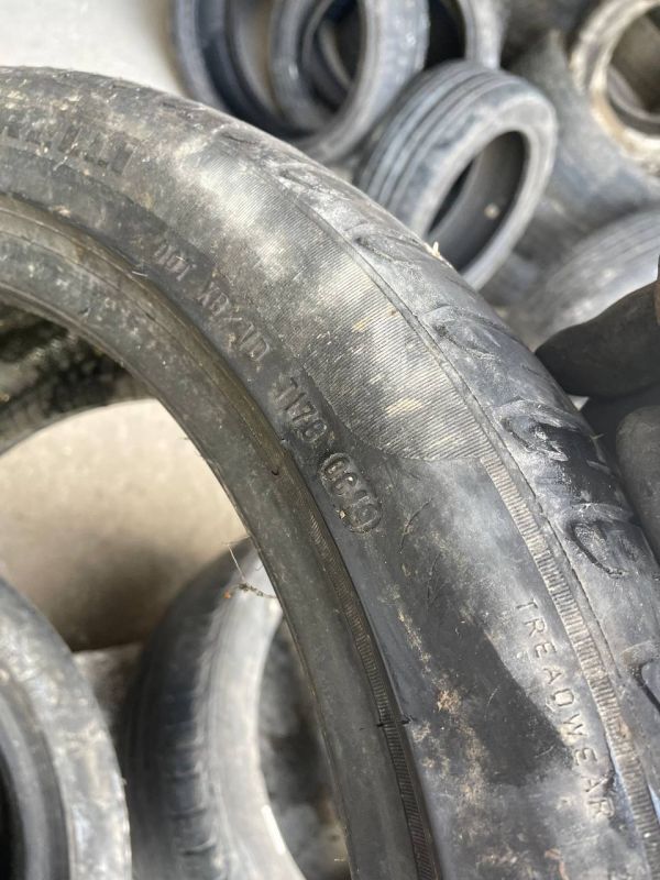 Шини пара Pirelli 245/40 r18 літо Гума