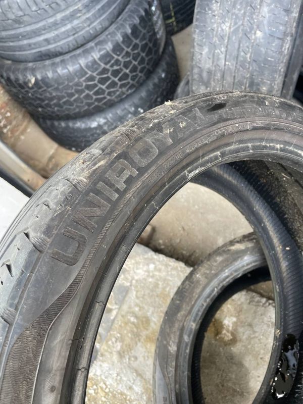 Шини пара Uniroyal 225/40 r18 літо Гума