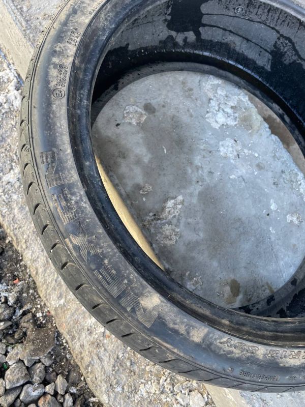 Шини пара Nexen 215/40 r18 літо Гума