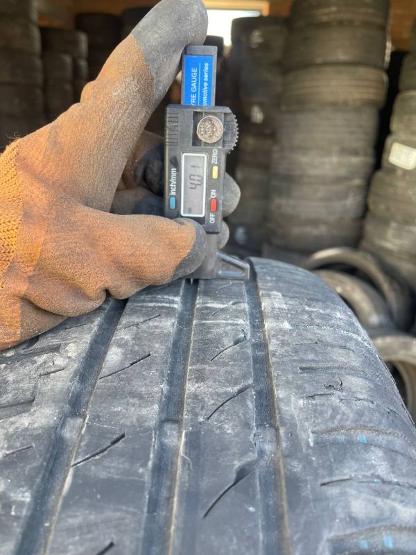 Шини комплект Continental 195/65 r15 літо Гума