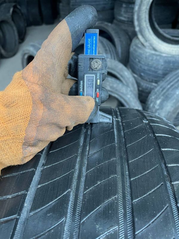 Шини пара Michelin 215/55 r18 літо Гума