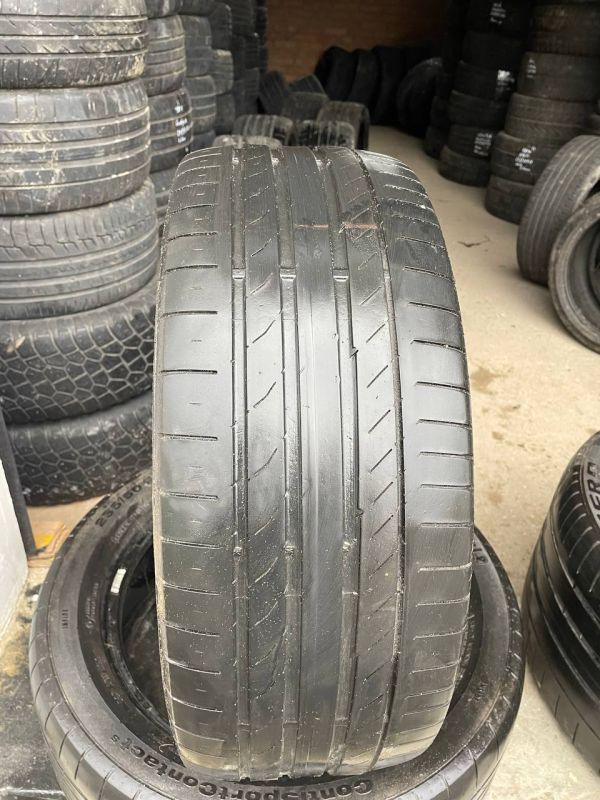 Шини пара Continental 235/50 r18 літо Гума