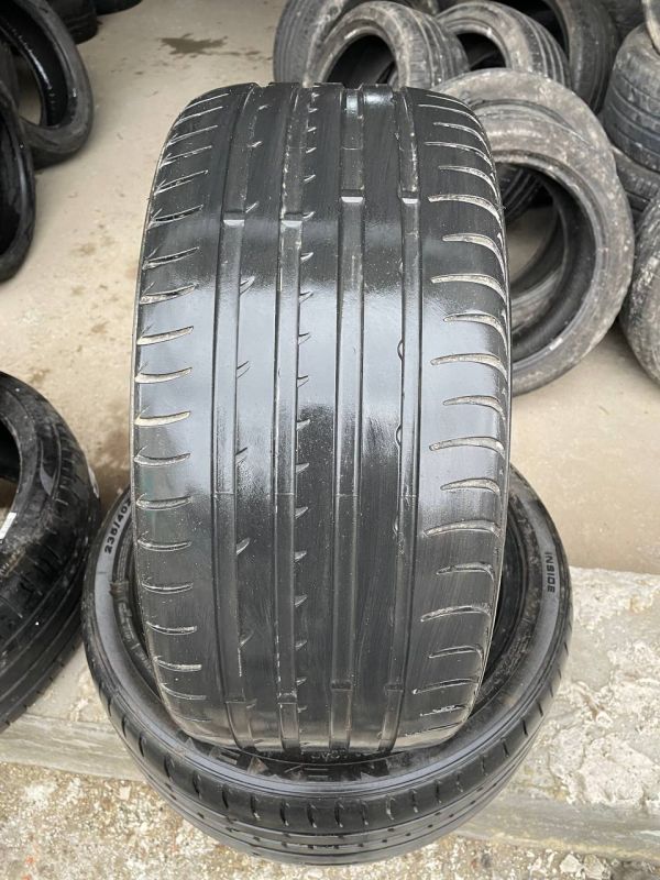 Шини пара Nexen 235/40 r18 літо Гума