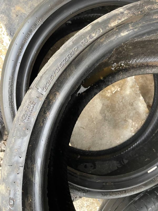 Шини пара Hankook 225/35 r18 літо Гума