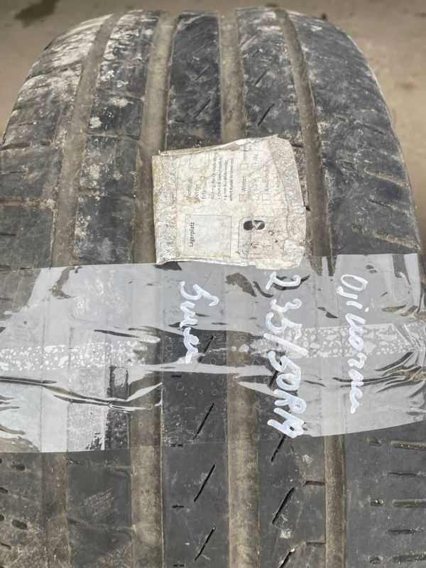 Шина одіночка Pirelli 235/50 r19 літо Гума