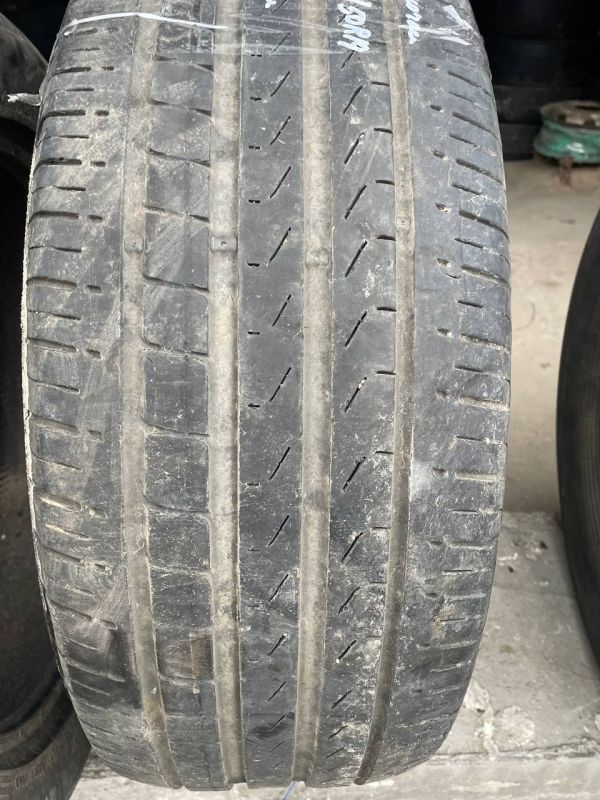 Шина одіночка Pirelli 235/50 r19 літо Гума