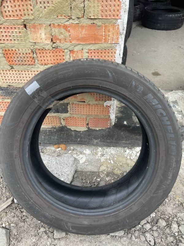Шини розпаровка Michelin 205/55 r17 літо Гума