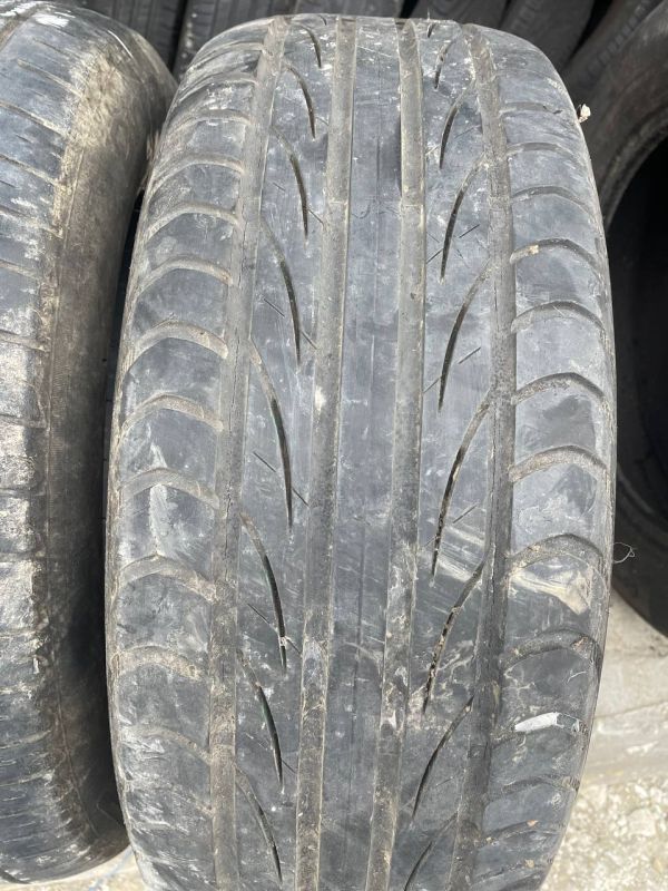Шини розпаровка Sepmperit 205/55 r16 літо гума
