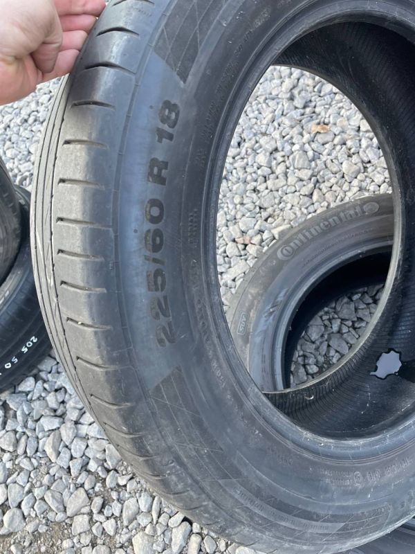 Шини пара Continental 225/60 r18 літо Гума
