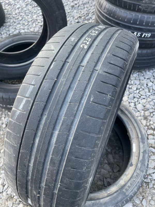 Шини пара Pirelli 225/45 r19 літо Гума