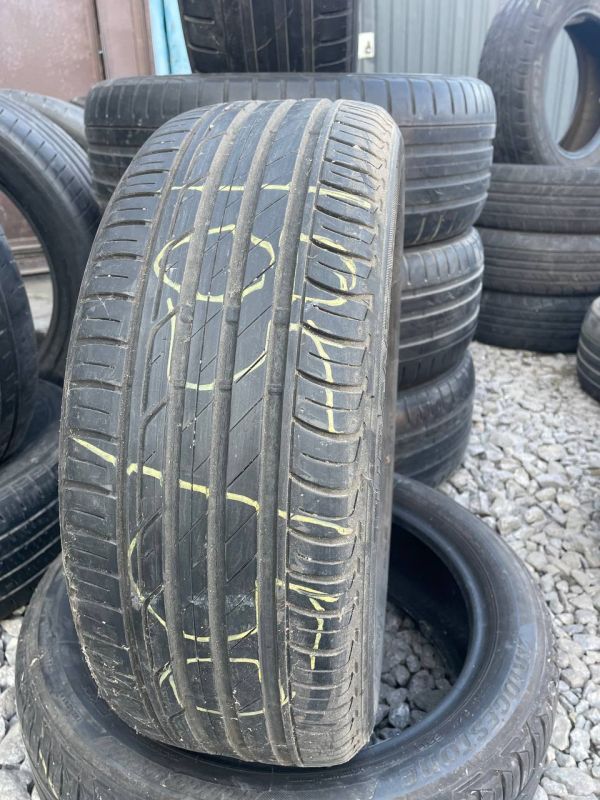 Шини пара Bridgestone 185/60 r15 літо Гума