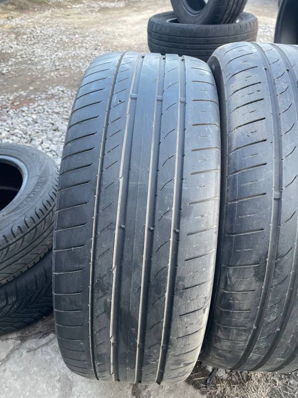 Шини пара Continental 235/55 r19 літо Гума