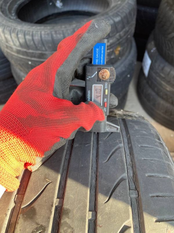Шина одіночка Hankook 225/45 r17