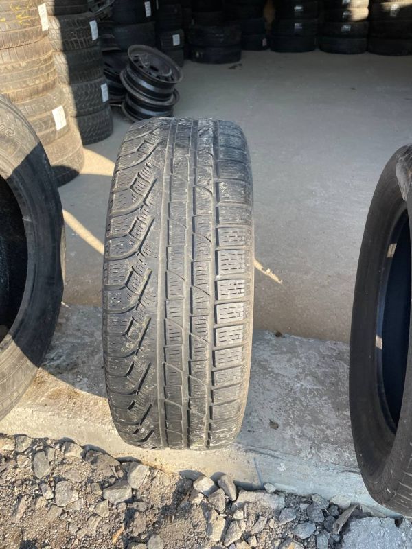 Шина одіночка Pirelli 205/55 r16