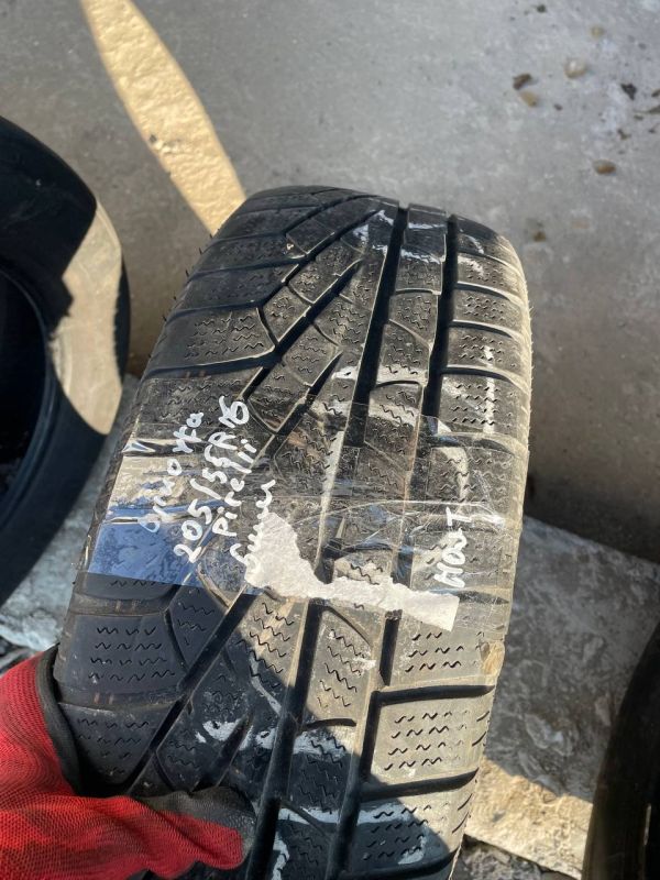 Шина одіночка Pirelli 205/55 r16 