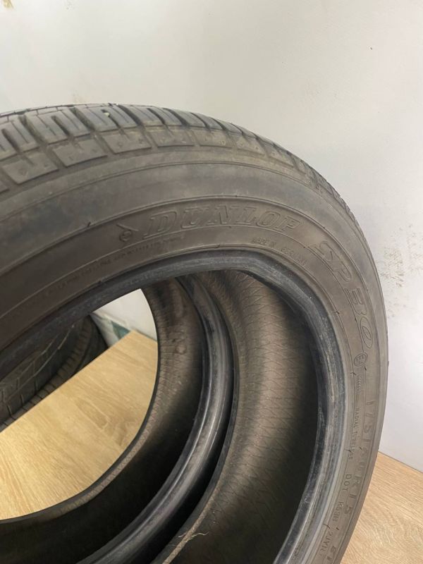 Шини пара Dunlop 175/60 r15 літо Гума