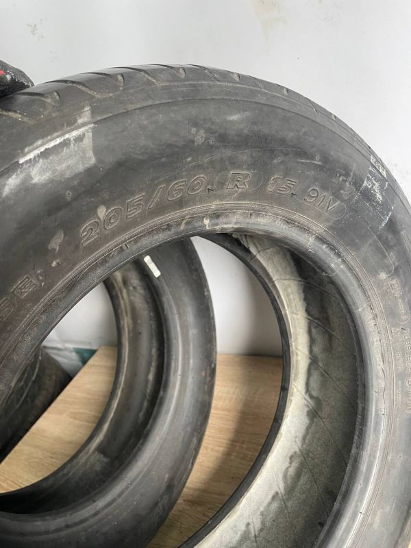 Шини пара Michelin 205/60 r15 літо Гума