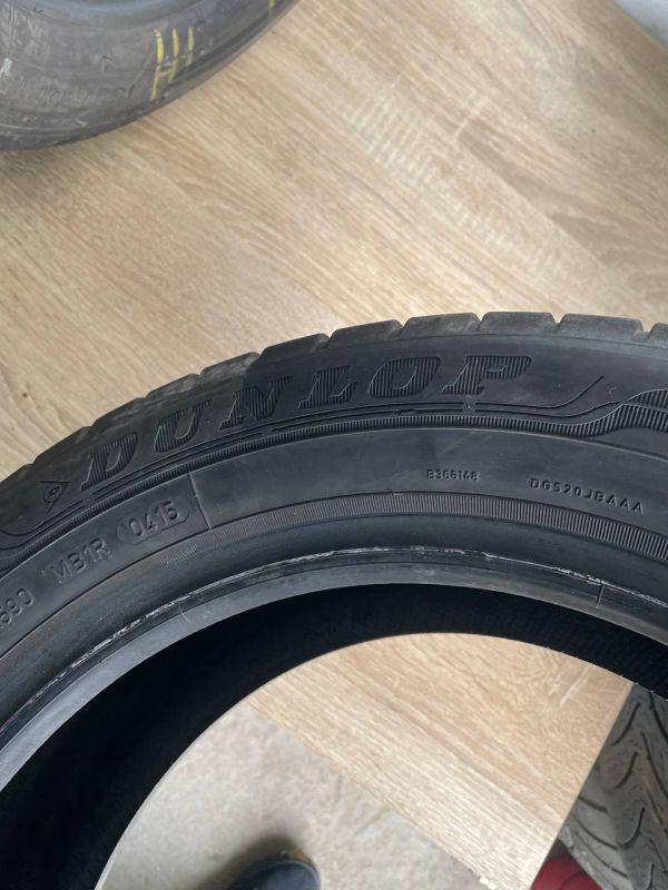 Шини пара Dunlop 185/60 r15 літо Гума