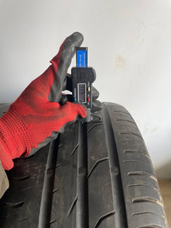 Шини пара Continental 195/55 r15 літо Гума