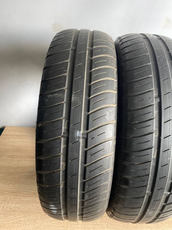 Шини пара Dunlop 175/65 r15 літо Гума