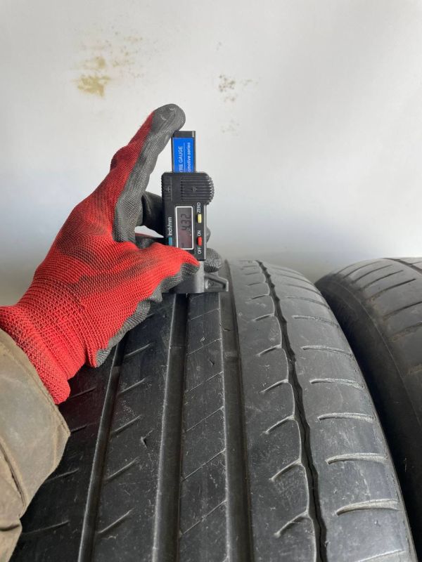 Шини пара Michelin 205/55 r16 літо Гума