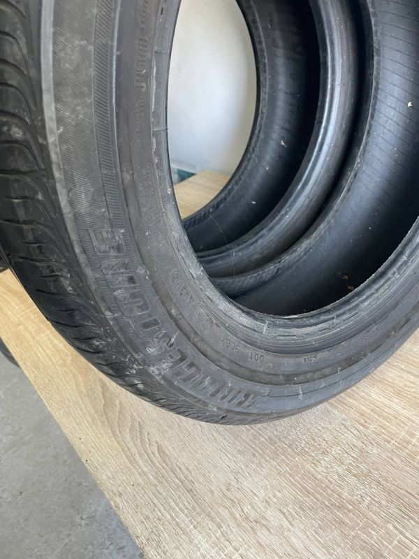Шини пара Bridgestone 205/55 r16 літо Гума
